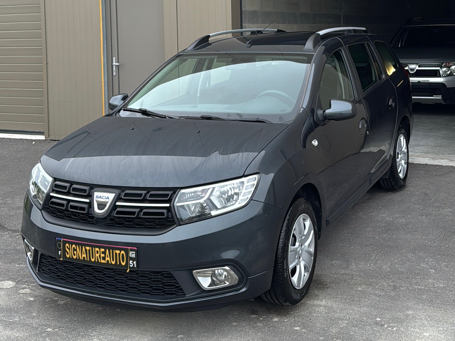 DACIA LOGAN MCV TCe 90 - BLACK LINE