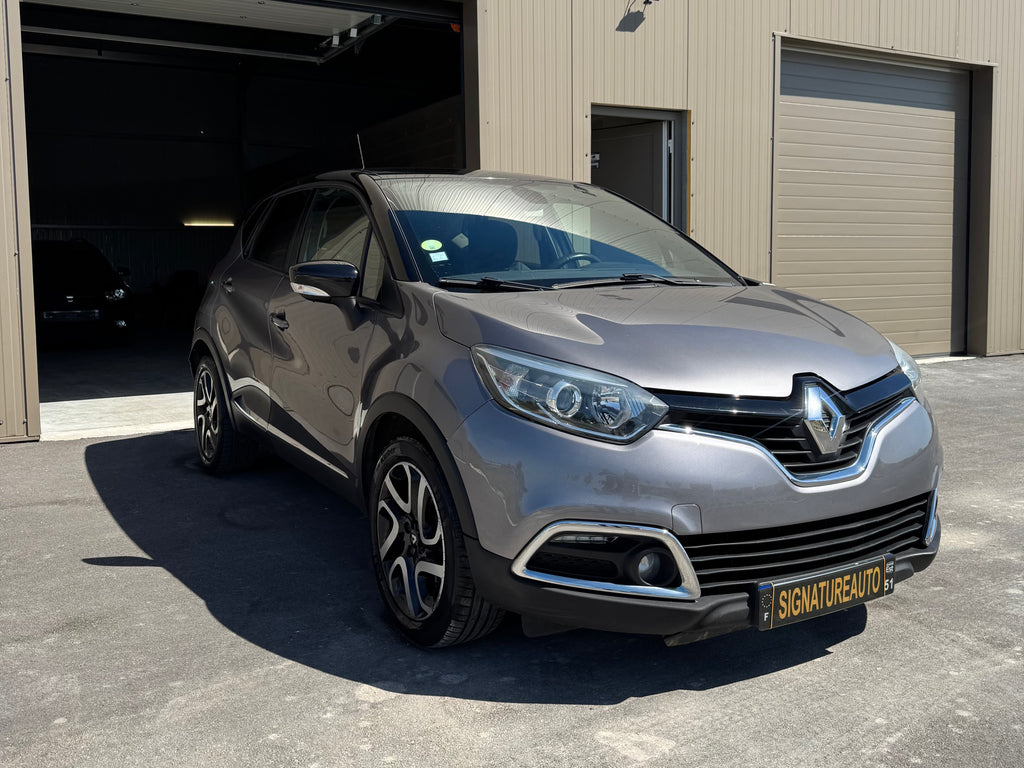 Renault Captur grise 1.5 dCi Energy Intense 4x4