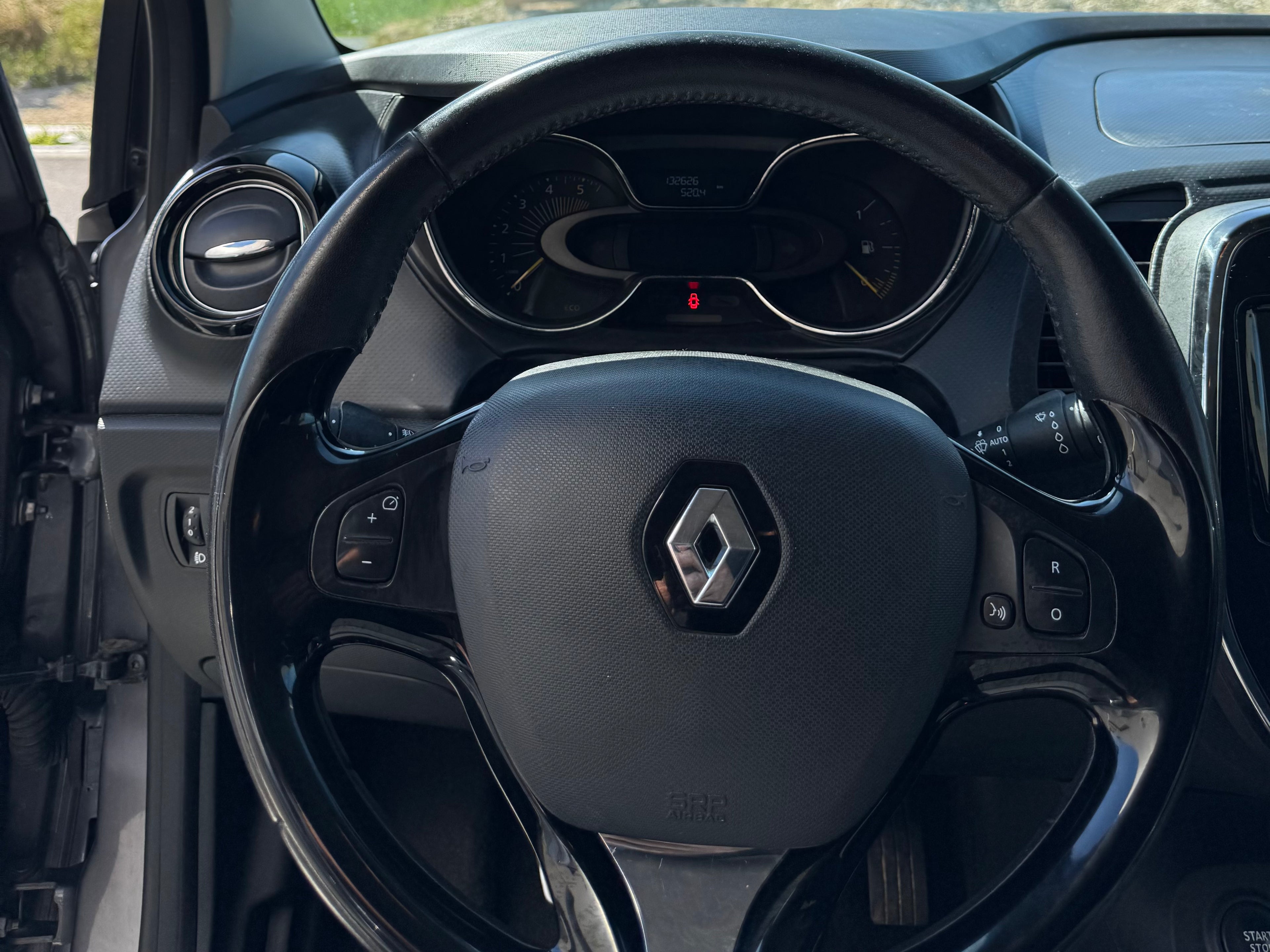 Renault Captur grise 1.5 dCi Energy Intense 4x4