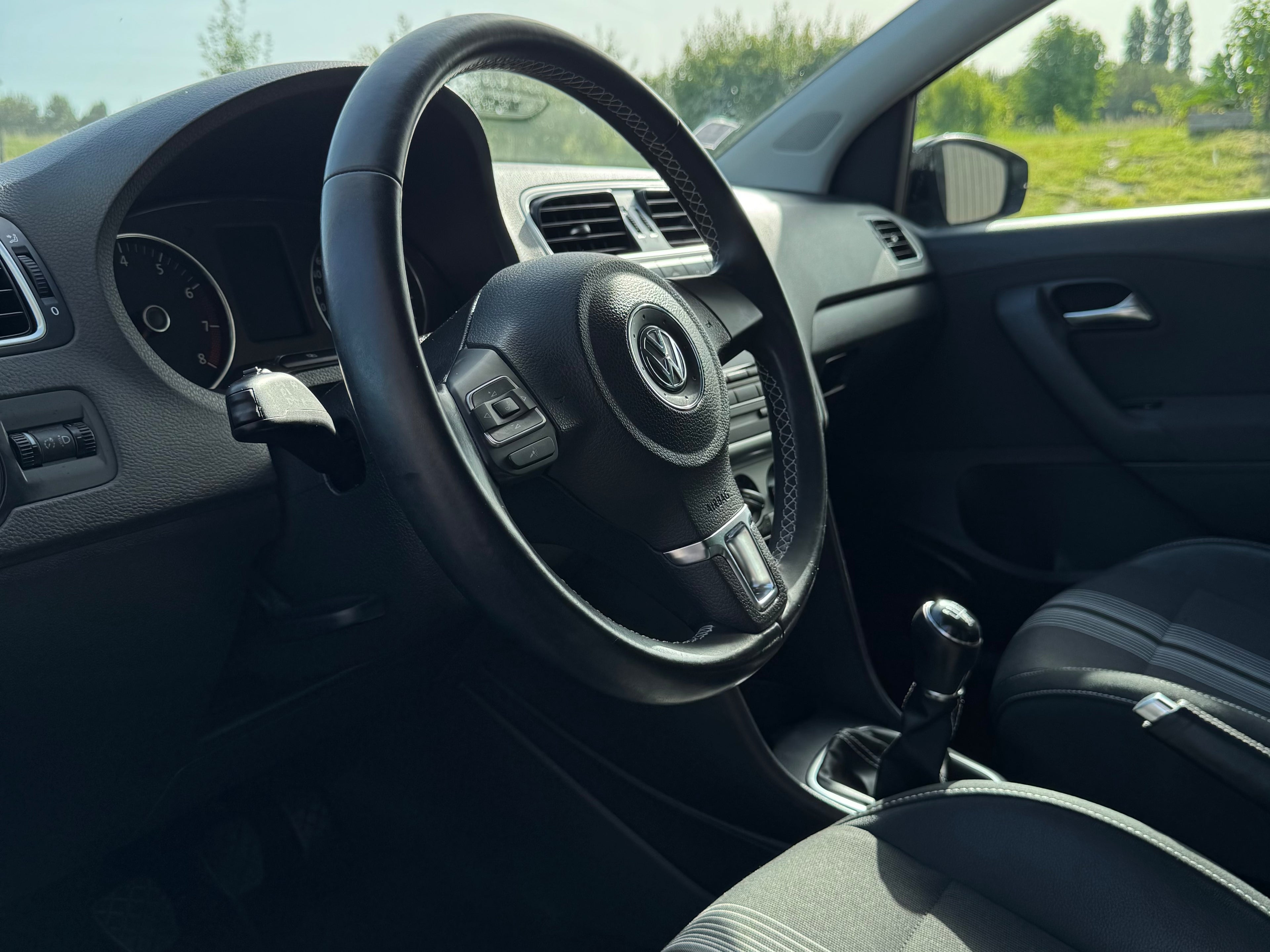 VOLKSWAGEN POLO 1.2 60 Match