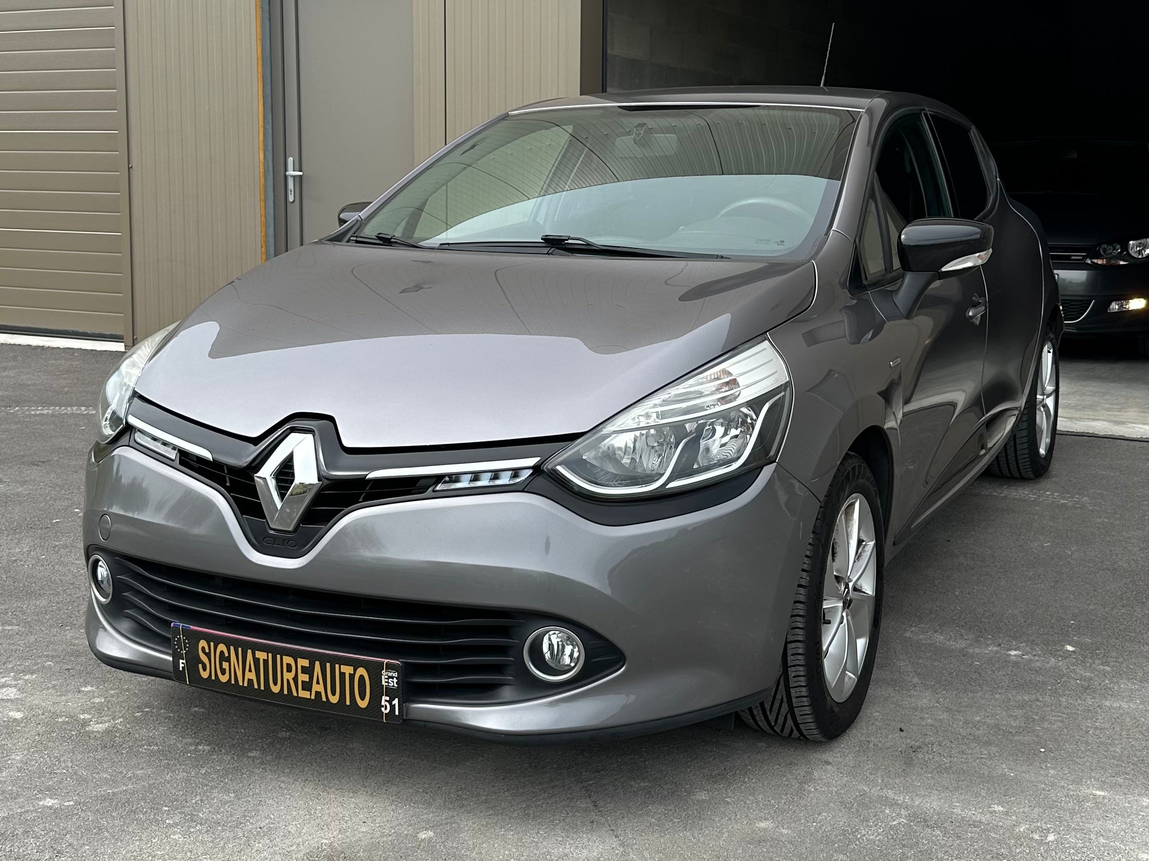 RENAULT CLIO IV CLIO 4 0.9  Limited