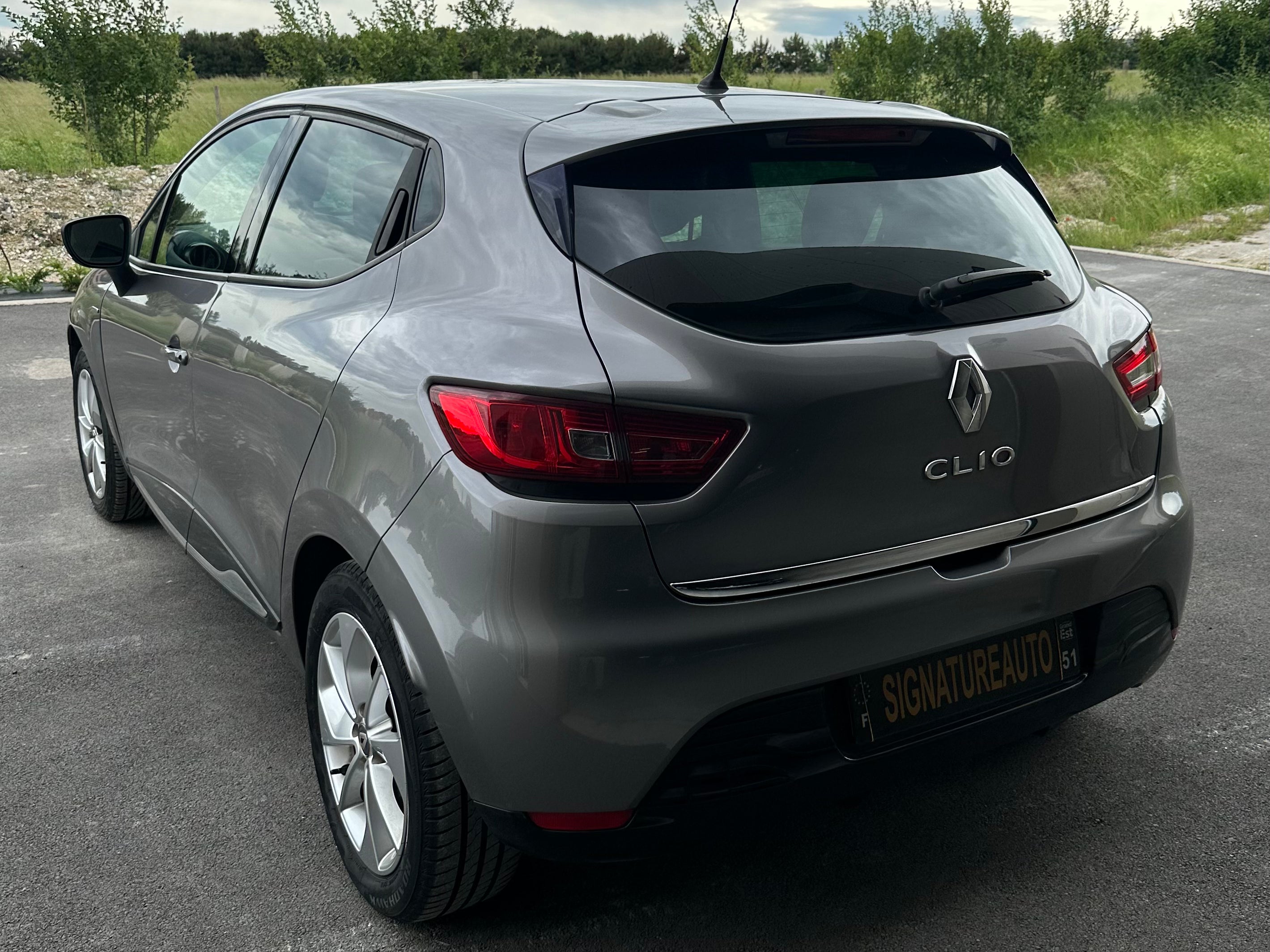 RENAULT CLIO IV CLIO 4 0.9  Limited