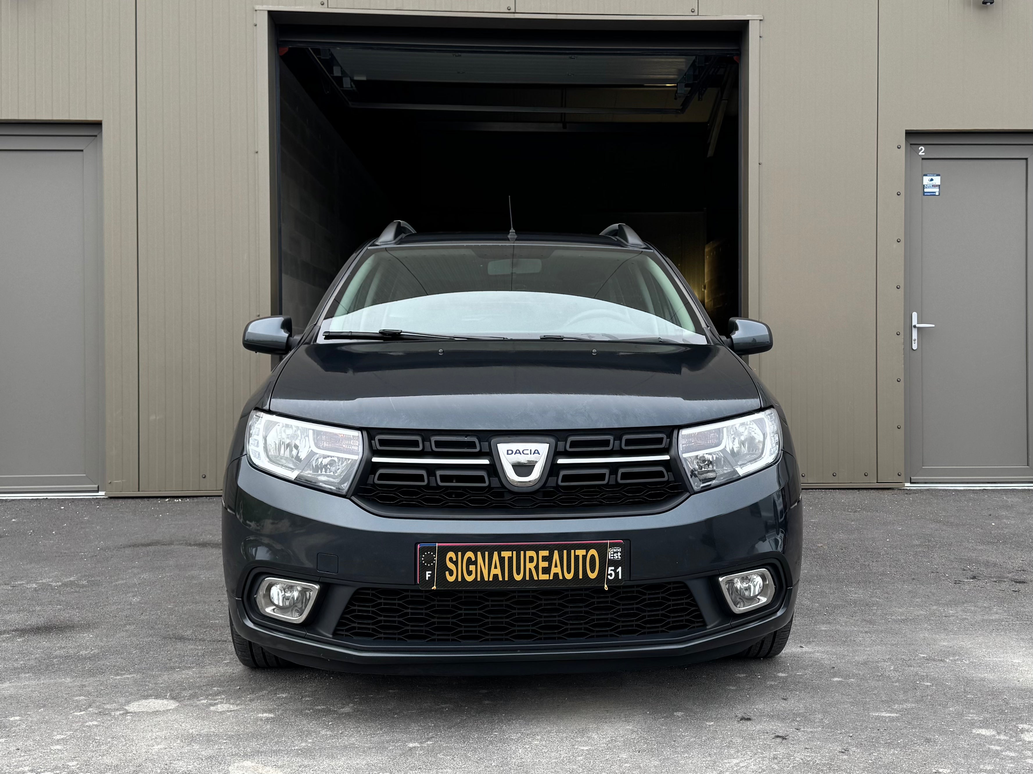 DACIA LOGAN MCV TCe 90 - BLACK LINE