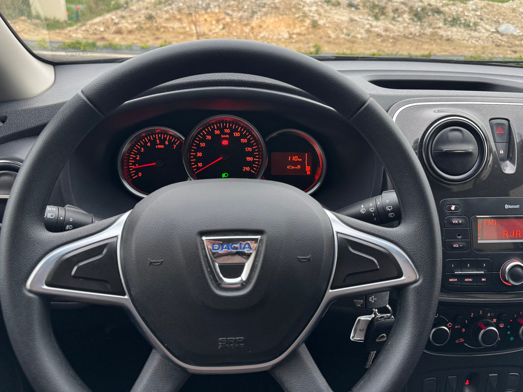 DACIA LOGAN MCV TCe 90 - BLACK LINE