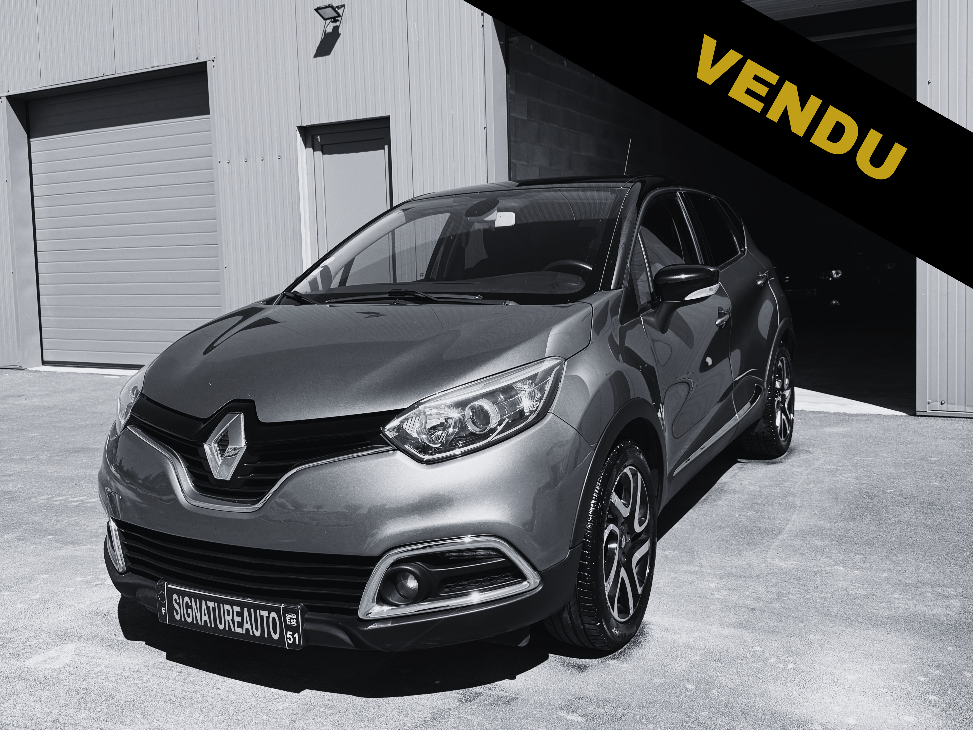 Renault Captur grise 1.5 dCi Energy Intense 4x4